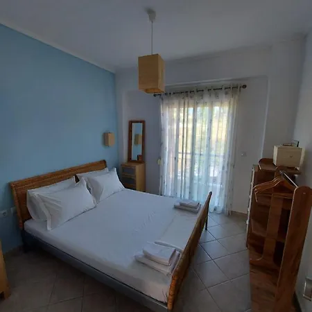 Apartamento Posidi Holidays *